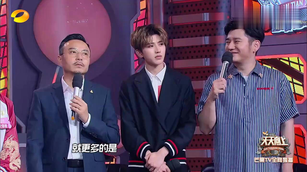 Uzi重返赛场，表现优异首场状态出色，雄鹿观众沸腾！比赛高潮迭起的简单介绍